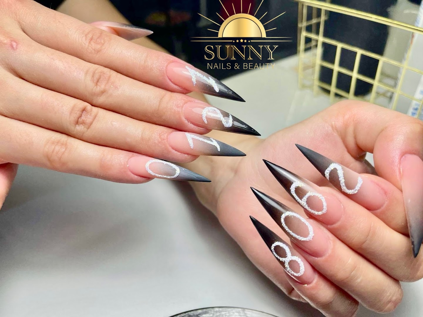 Sunny Nails & Beauty Spa · Fotos 2